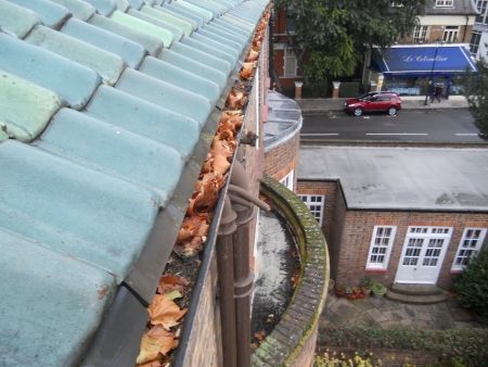 Guttering work by London Roofing