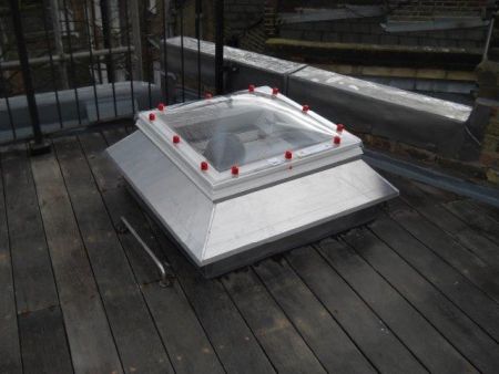 Roof light installation